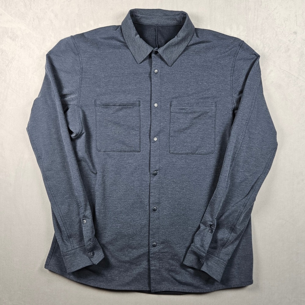 Lululemon Compatibility Long Sleeve Shirt Mens Large Blue Button Up Chest Pocket